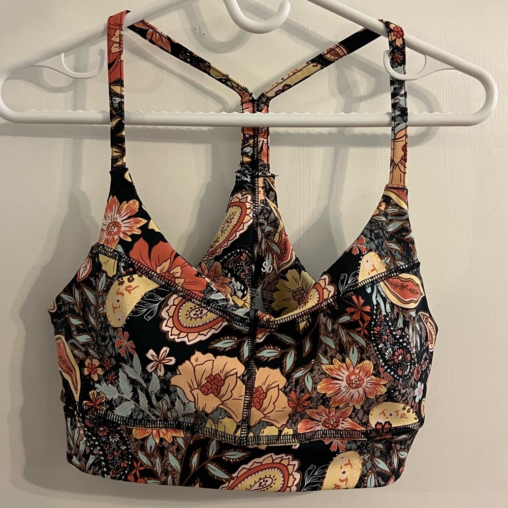 “So” sports bras